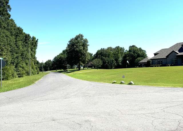 Property at 9414 Plantation Oaks Dr, Olive Branch, MS 38654