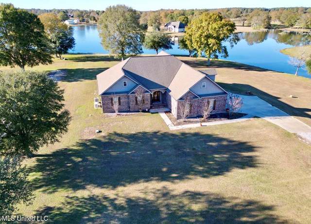 Property at 6 Lunker Ln, Poplarville, MS 39470, 4 beds, 3.5 baths