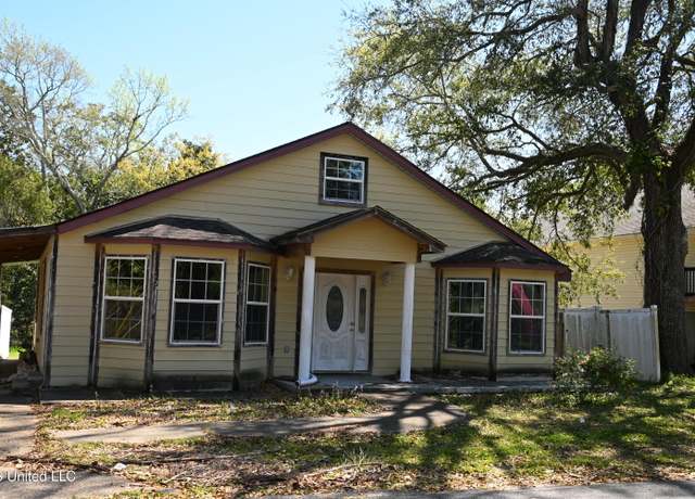 Property at 1106 Resca De La Palma St, Pascagoula, MS 39567, 3 beds, 2 baths