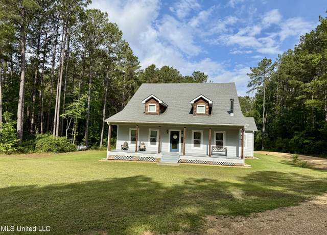Property at 3104 SW Shannon Dr, Bogue Chitto, MS 39629, 3 beds, 2 baths