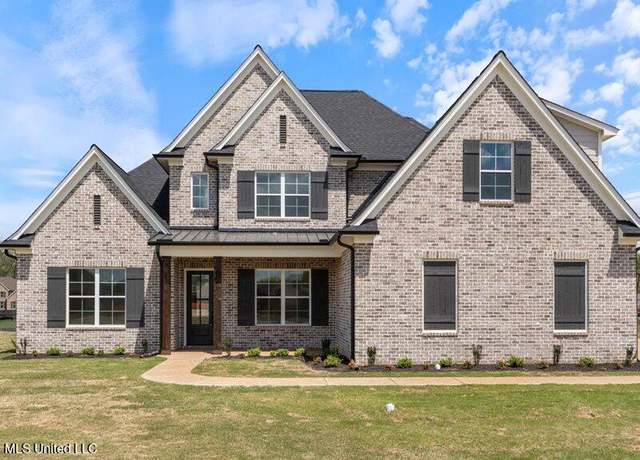 Property at 4392 Brooke Dr, Nesbit, MS 38651, 4 beds, 3.5 baths