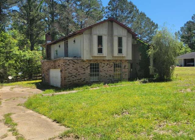 Property at 4976 Forest Hill Rd, Byram, MS 39272, 3 beds, 2.5 baths