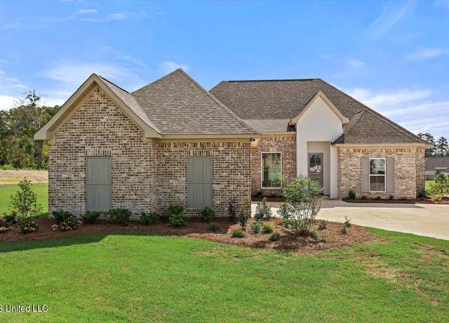 Property at 900 Capstone Cv, Brandon, MS 39042, 4 beds, 3 baths