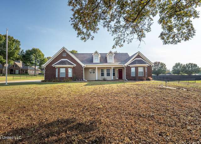 Property at 2653 N Lamar Pl, Hernando, MS 38632, 4 beds, 2 baths