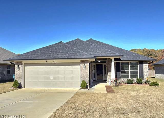 Property at 2532 Rutherford Dr, Southaven, MS 38672, 4 beds, 2 baths
