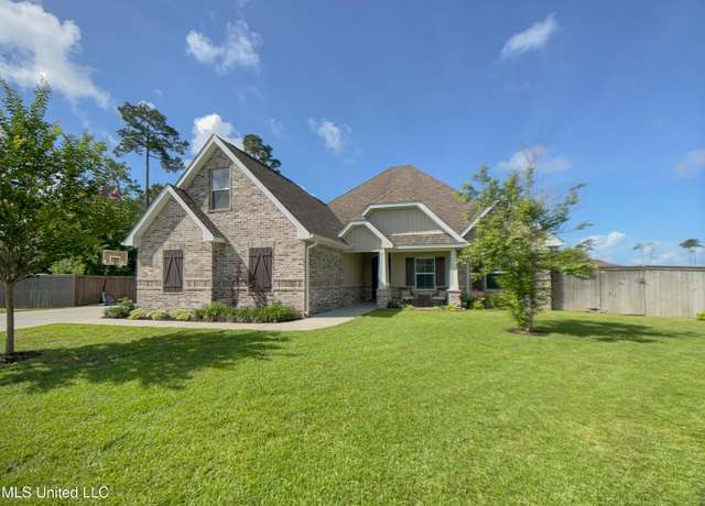 Property at 5807 Sylvester St, Ocean Springs, MS 39564, 6 beds, 3 baths