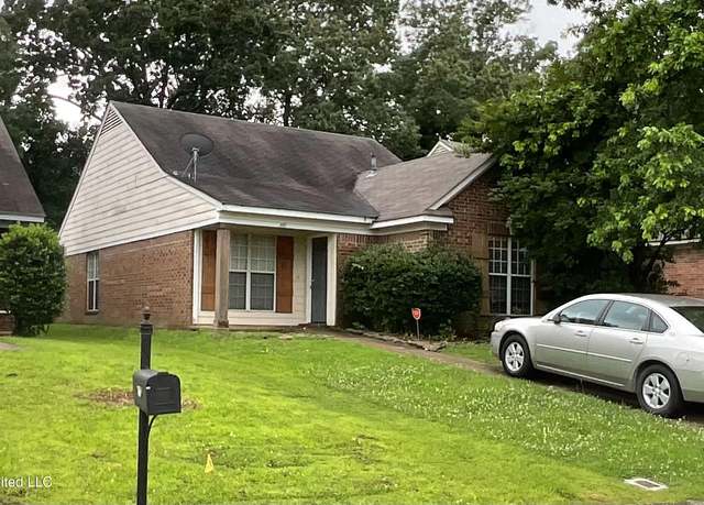 Property at 645 Burton Ln, Southaven, MS 38671, 3 beds, 2 baths