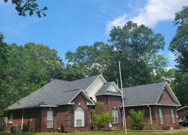 Property at 13004 Little Bluff Pl, Vancleave, MS 39565, 3 beds, 2 baths