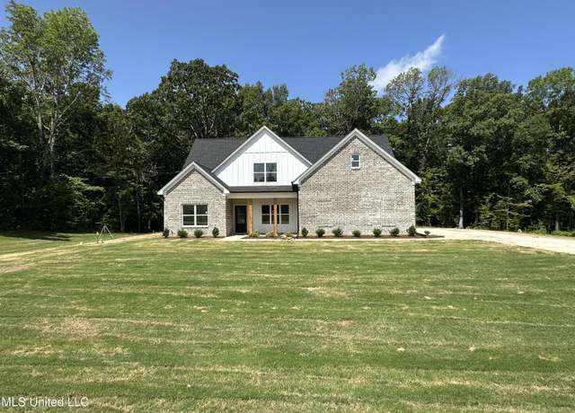 Property at 2737 Highwoods Dr, Byhalia, MS 38611, 4 beds, 3 baths