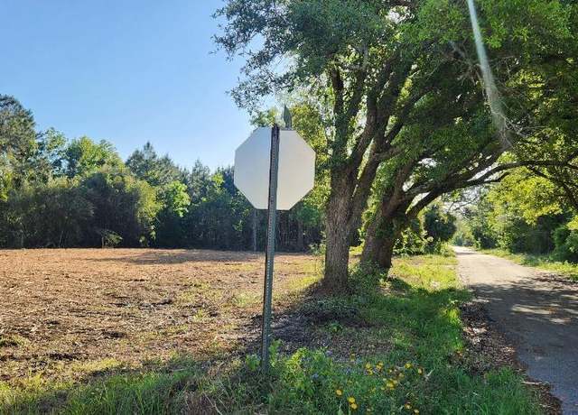 Property at 102 Mcclung St, Pass Christian, MS 39571