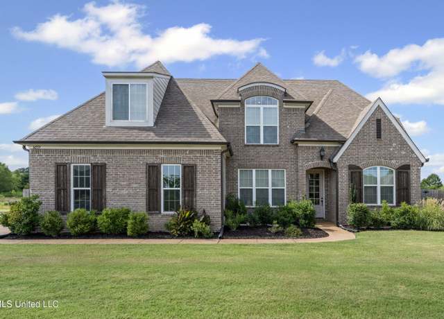 Property at 14559 Choctaw Ridge Dr, Olive Branch, MS 38654, 4 beds, 3 baths