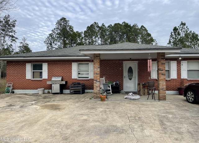Property at 13056 Hudson Krohn Rd, Biloxi, MS 39532, 3 beds, 1.5 baths