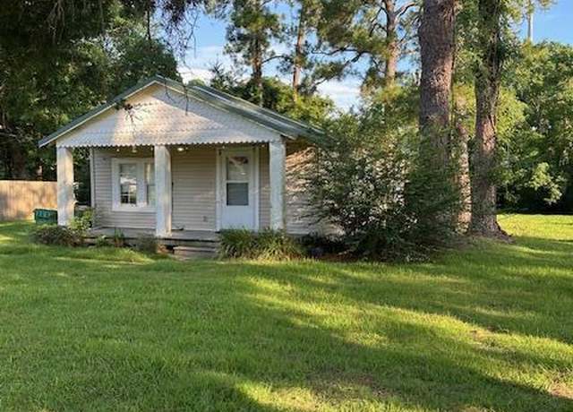 Property at 15917 Van Eaton Cir, Biloxi, MS 39532, 2 beds, 1 bath