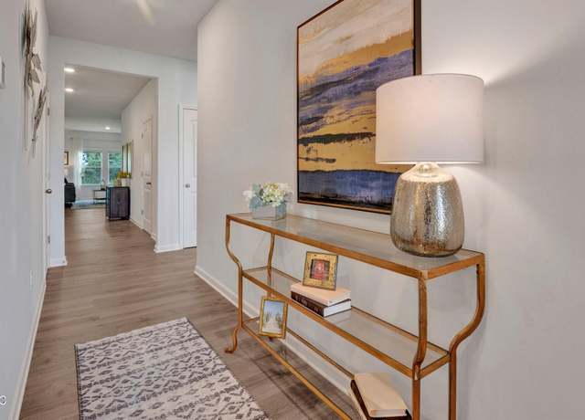 Property at 17 Harvest Dance Dr, Byhalia, MS 38611, 4 beds, 2 baths