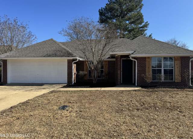 Property at 316 Greensboro Dr, Brandon, MS 39047, 3 beds, 2 baths