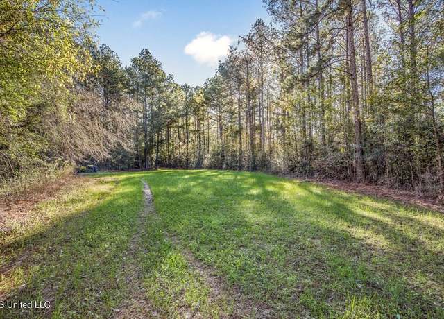 Property at 4641 Ms-33, Gloster, MS 39638