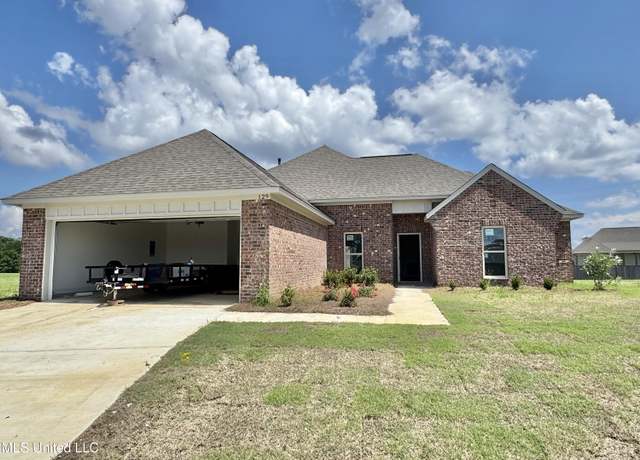 Property at 129 Southern Oak Way, Canton, MS 39046, 3 beds, 2 baths