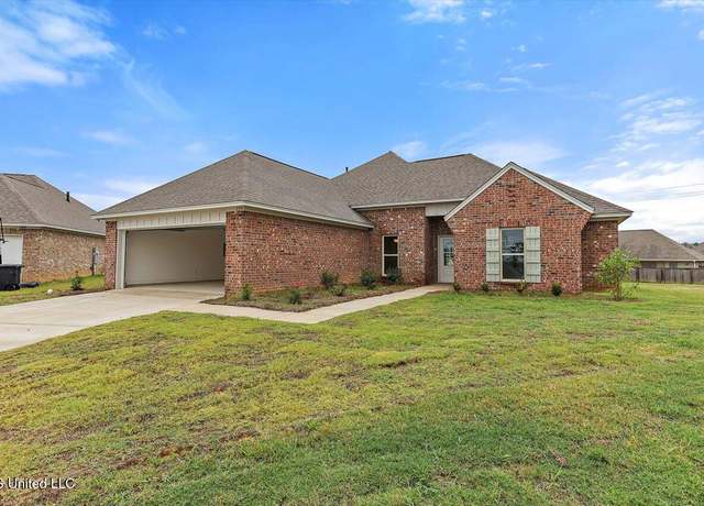 Property at 129 Southern Oak Way, Canton, MS 39046, 3 beds, 2 baths