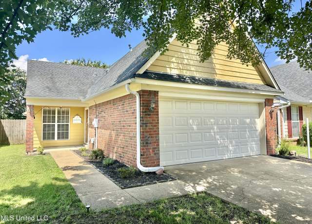 Property at 5303 W Payton Dr, Southaven, MS 38671, 2 beds, 2 baths