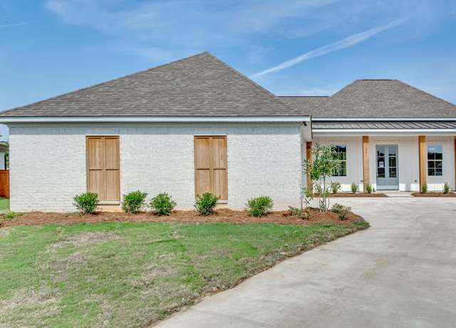Property at 241 Bronson Bnd, Flowood, MS 39232, 4 beds, 3 baths