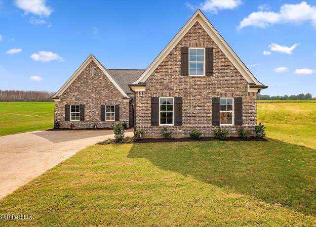 Property at 6380 Jameson Cv, Walls, MS 38680, 4 beds, 2 baths