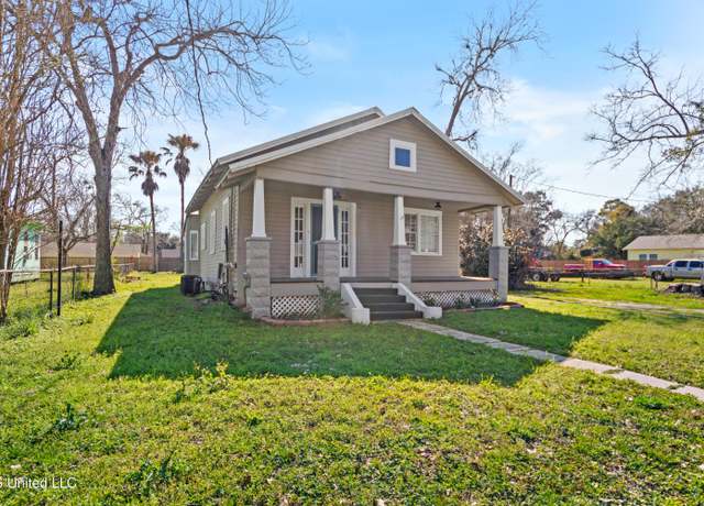 Property at 438 Ballentine St, Bay Saint Louis, MS 39520, 3 beds, 2 baths