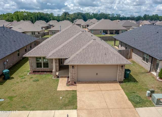 Property at 3401 Cable Ln, Southaven, MS 38672, 4 beds, 2 baths