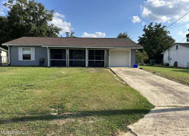 Property at 107 Estes St, Gulfport, MS 39503, 3 beds, 2 baths