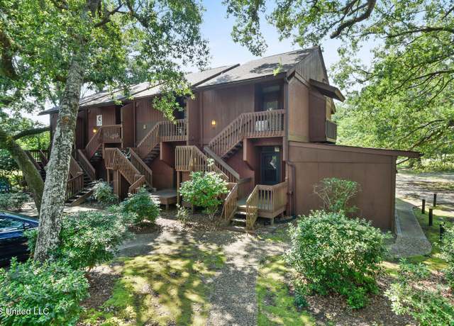 Property at 124 A Lakeside Villa Dr Unit C, Diamondhead, MS 39525, 1 bath