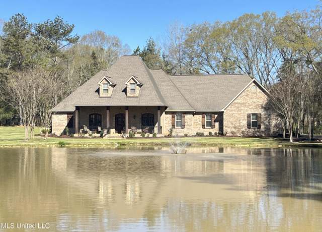Property at 210 White St, Florence, MS 39073, 4 beds, 3 baths