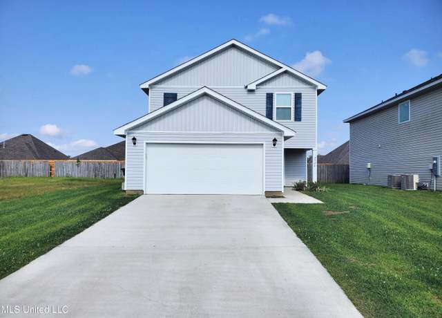Property at 2320 Gladiolus St, Ocean Springs, MS 39564, 3 beds, 2.5 baths