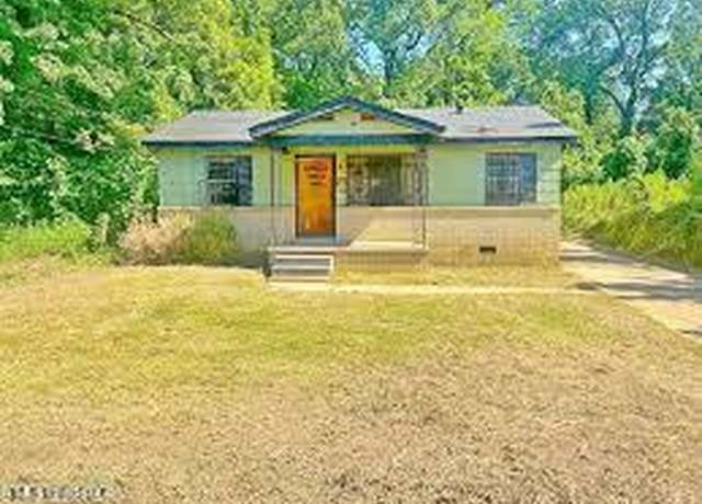 Property at 2858 Queensroad Ave, Jackson, MS 39213, 3 beds, 1 bath