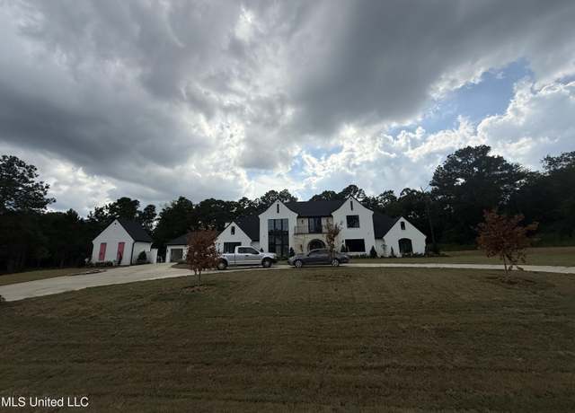 Property at 412 Jennie Ln, Flowood, MS 39232, 5 beds, 5.5 baths