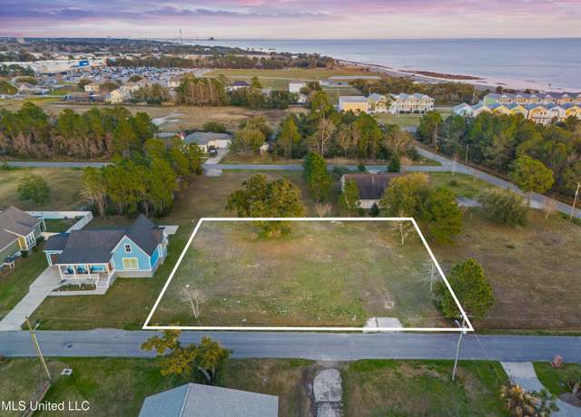 Property at 106 Elva Dr, Pass Christian, MS 39571