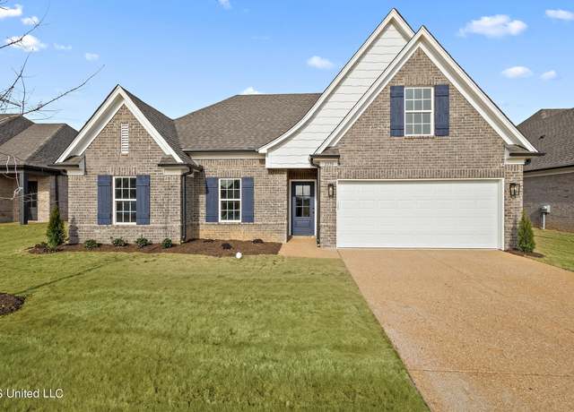 Property at 8922 Tucker Ln, Southaven, MS 38672, 4 beds, 2 baths