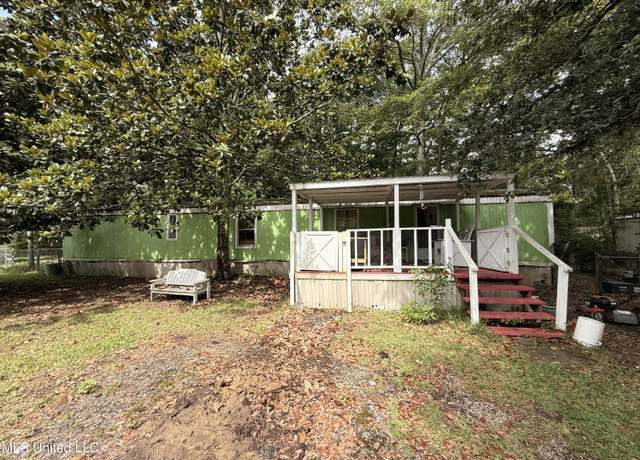 Property at 7825 Rockvale Dr, Gautier, MS 39553, 2 beds, 1 bath