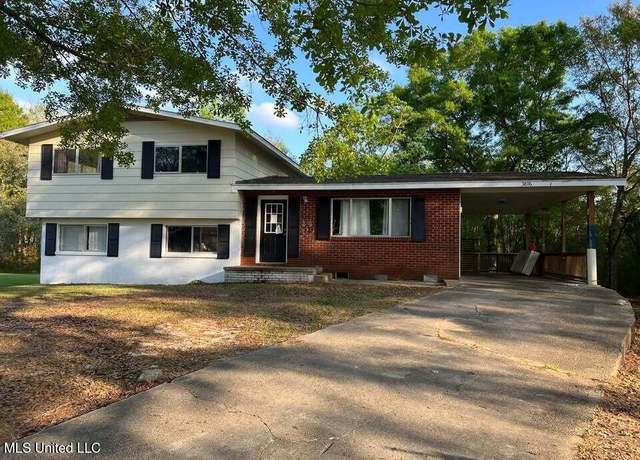 Property at 3806 Devonshire Dr, Moss Point, MS 39563, 4 beds, 2.5 baths