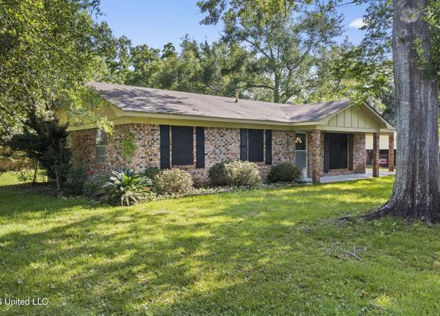 Property at 13912 Birchwood Dr, Biloxi, MS 39532, 3 beds, 1.5 baths