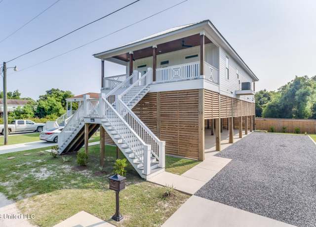 Property at 319 Hope Ln, Pass Christian, MS 39571, 3 beds, 2 baths