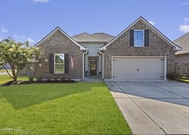 Property at 474 Palm Breeze Dr, Ocean Springs, MS 39564, 3 beds, 2 baths