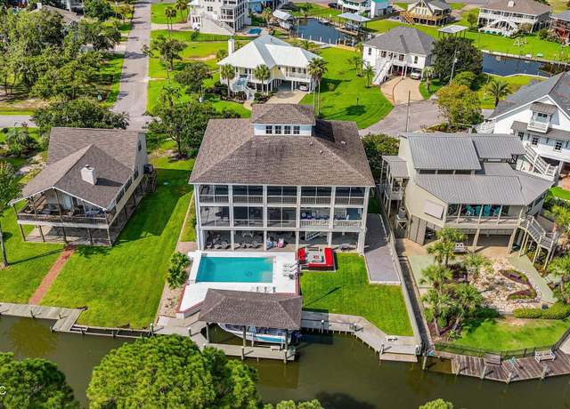 Property at 106 Ashwood Dr, Pass Christian, MS 39571, 5 beds, 7.5 baths