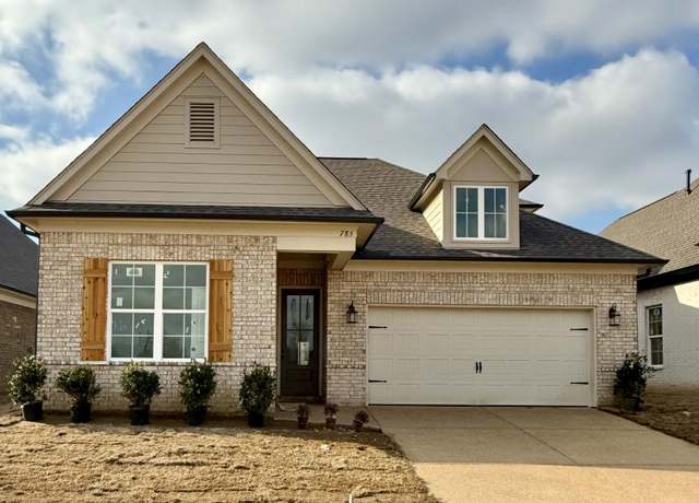 Property at 799 W Quitman Ct, Nesbit, MS 38651, 3 beds, 2 baths