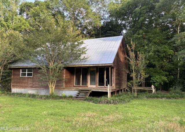 Property at 594 Homer Ladner Rd, Poplarville, MS 39470, 2 beds, 2 baths