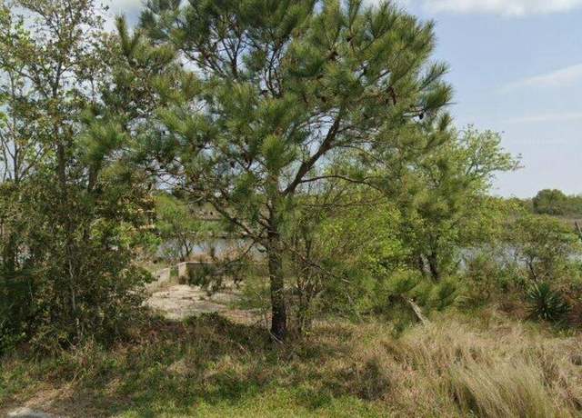 Property at 5210 Pleasure St, Bay Saint Louis, MS 39520