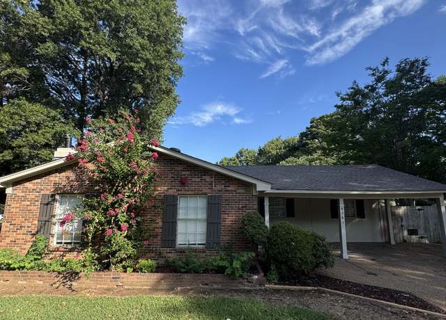 Property at 8561 Woodbine Dr, Southaven, MS 38671, 3 beds, 2 baths