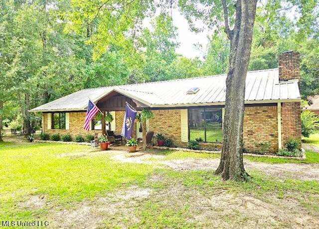 Property at 9316 Dogwood Ave, Ocean Springs, MS 39564, 3 beds, 2 baths