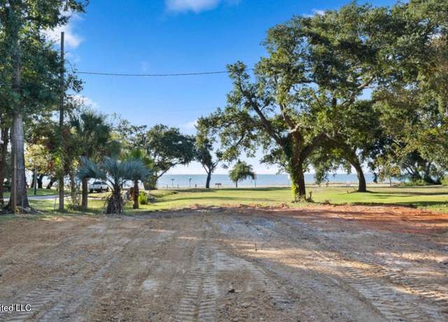 Property at 707 2nd St, Gulfport, MS 39501