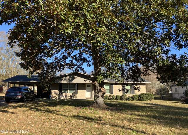 Property at 129 Bankhead Ln, Crystal Springs, MS 39059, 3 beds, 1.5 baths