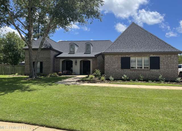 Property at 148 W Legacy Dr, Brandon, MS 39042, 4 beds, 3 baths