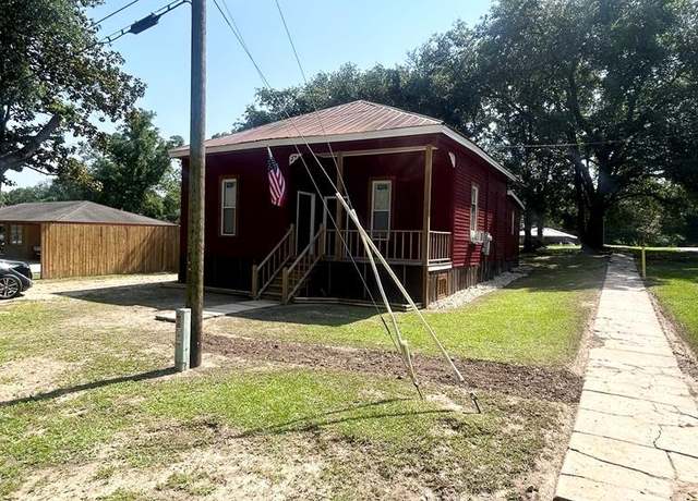 Property at 502 2nd St, Magnolia, MS 39652, 2 beds, 1 bath